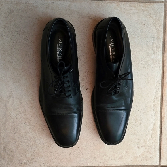 Johnston & Murphy Black dress shoes. Size 12 - Picture 2 of 3